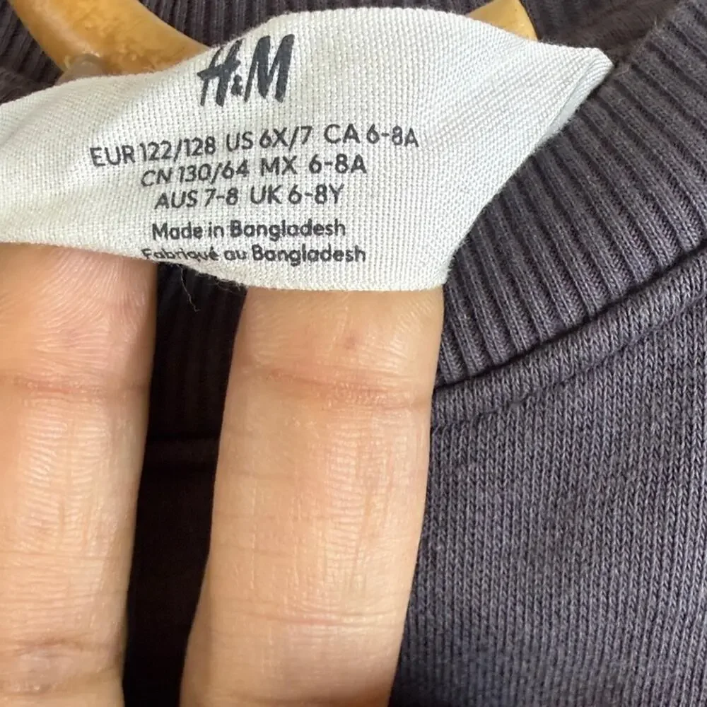 H&M Gray Crewneck Sweatshirt Kids size 6X/7
